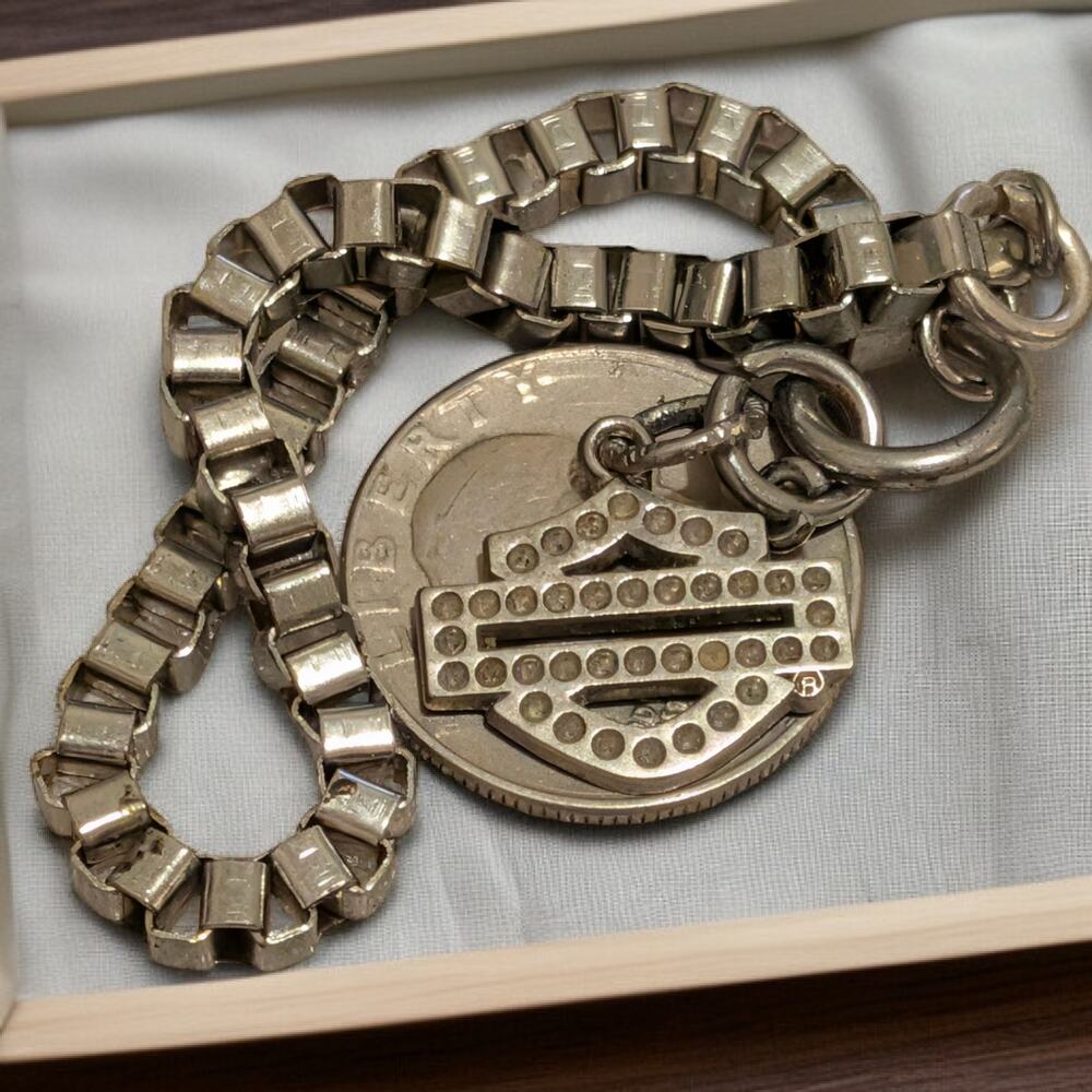 HARLEY DAVIDSON MOTORCYCLES Bar & Shield Charm Bracelet Stainless Steel Chain